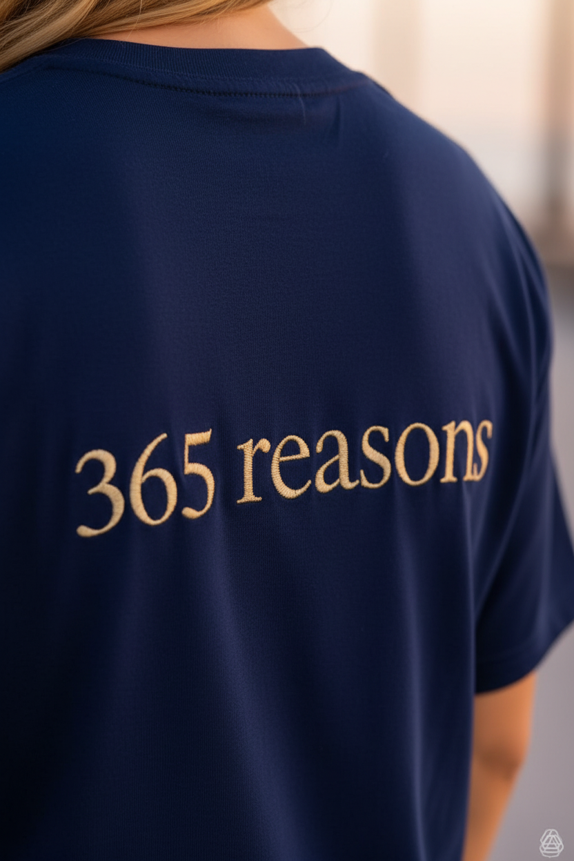 Close-up logo 365 reasons